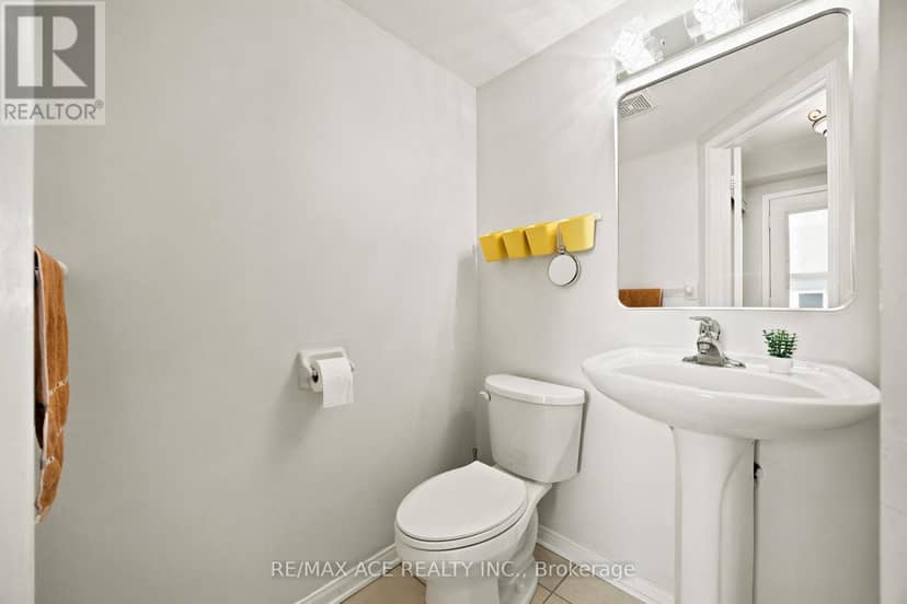 16 White's Hill Avenue — photo 15 of 28