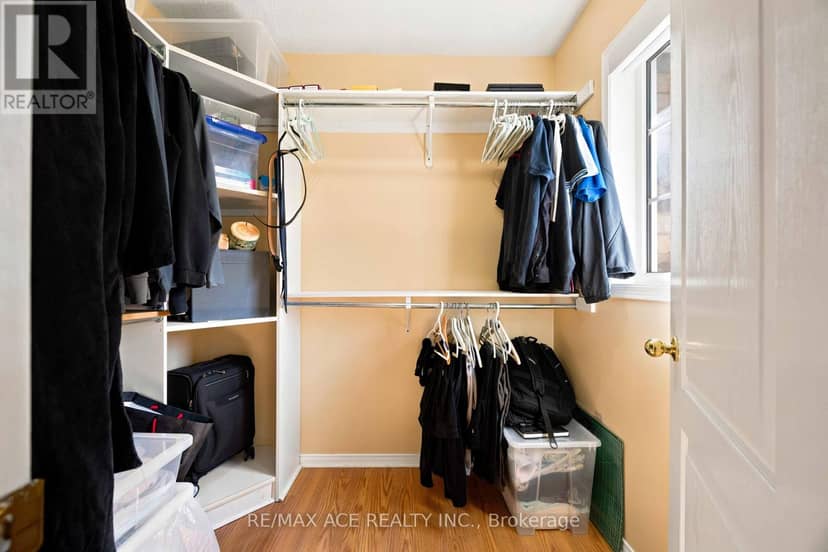 16 White's Hill Avenue — photo 17 of 28