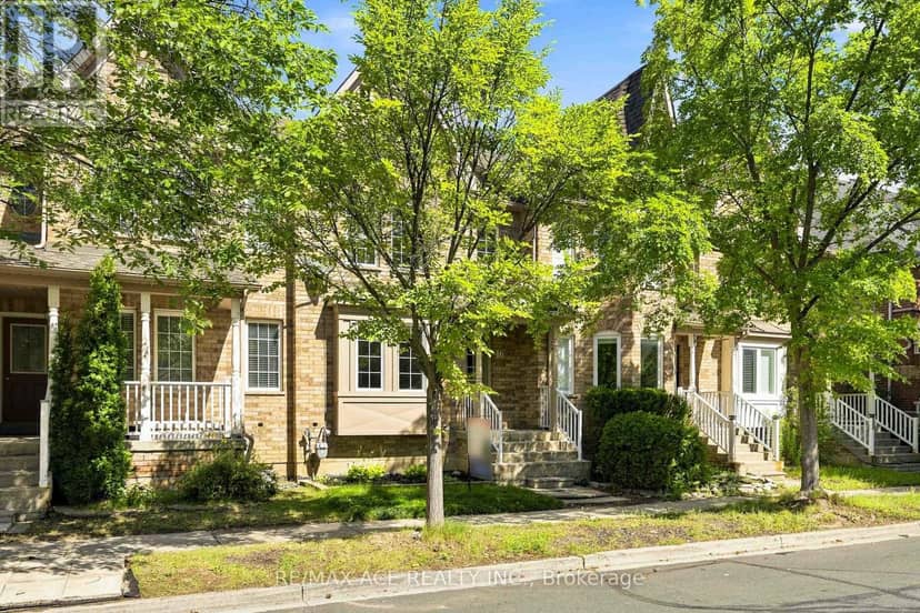16 White's Hill Avenue, Markham, photo 2