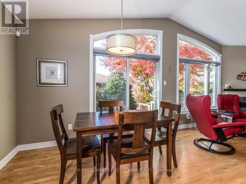 57 Amberlakes Drive — photo 17 of 40