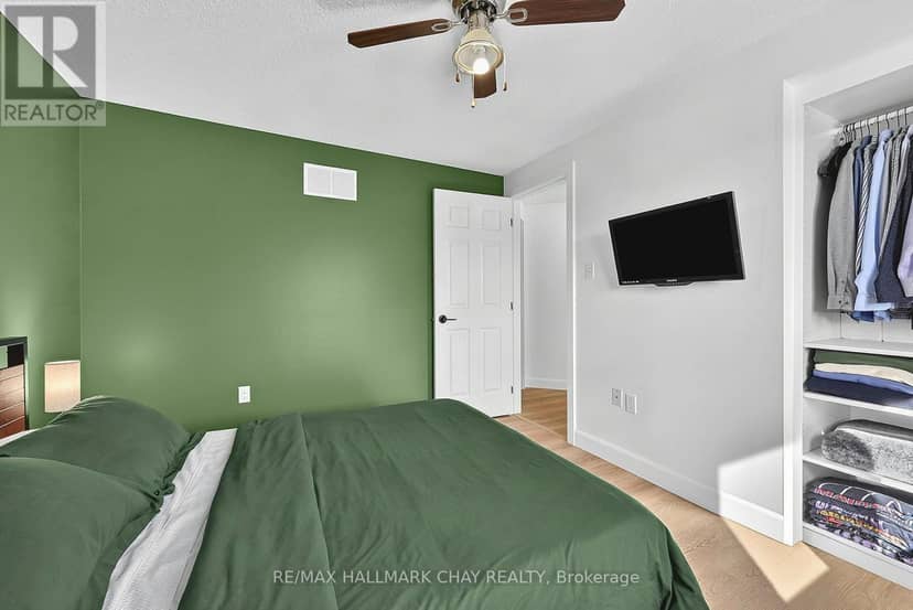 3 - 38 Kenwell Crescent — photo 15 of 28