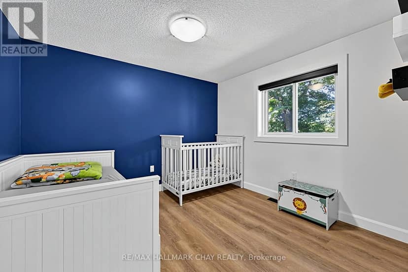 3 - 38 Kenwell Crescent — photo 16 of 28