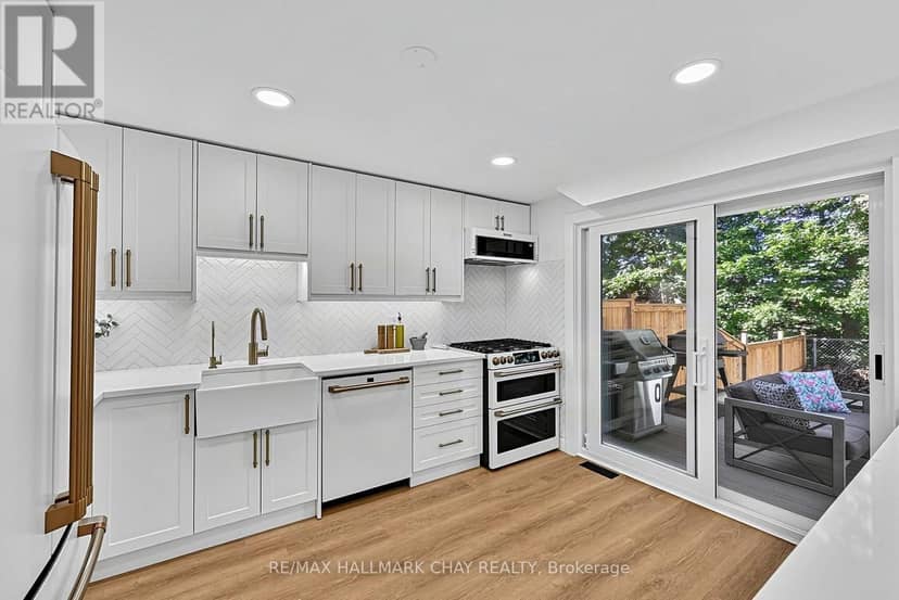 3 - 38 Kenwell Crescent — photo 9 of 28