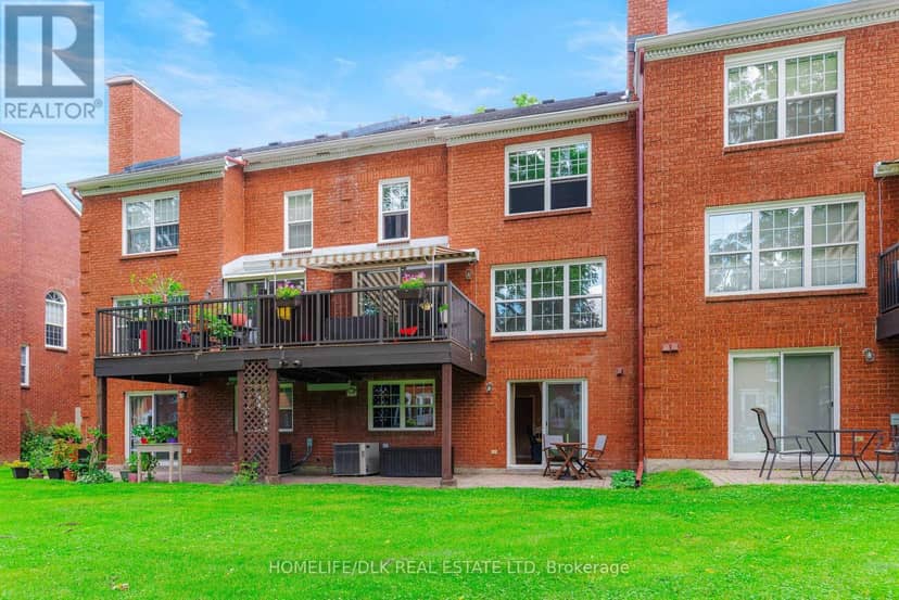 18 Country Club Place, Elizabethtown-Kitley, photo 3