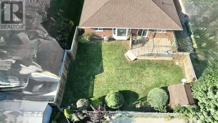 38 Mann Avenue — photo 22 of 27