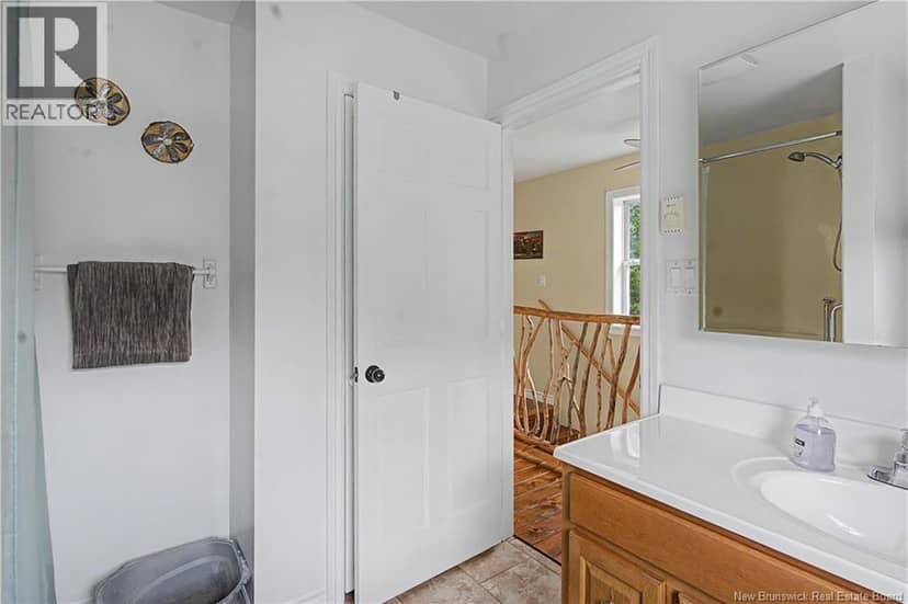 502 Hardwick Road — photo 33 of 40