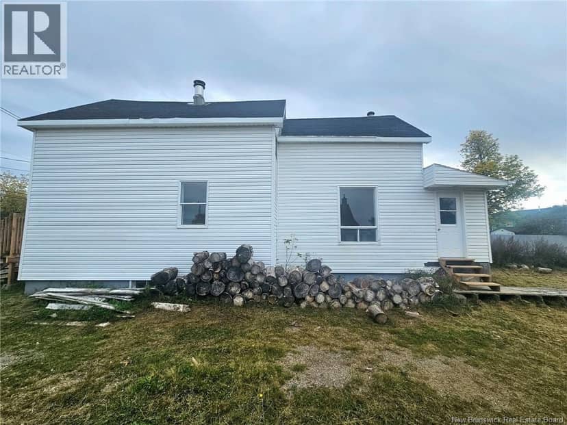 1430 St. Mary Avenue, Bathurst, photo 5