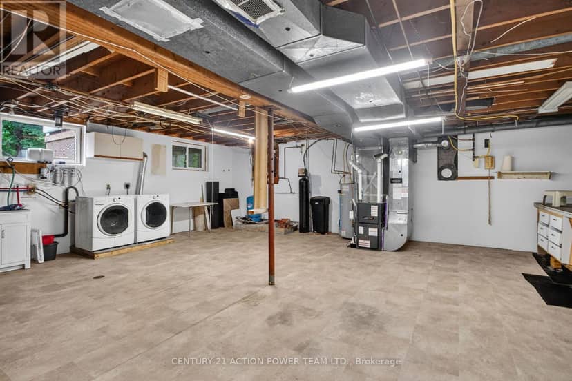 8431 Victoria Street — photo 28 of 40