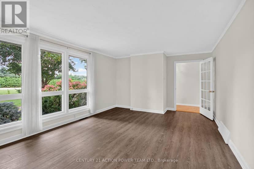 8431 Victoria Street — photo 9 of 40