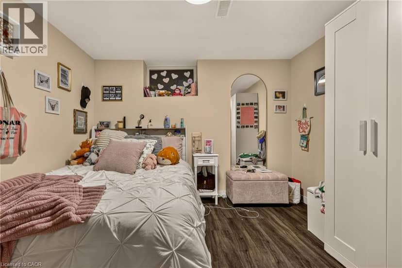 15 MAPES Avenue — photo 30 of 40