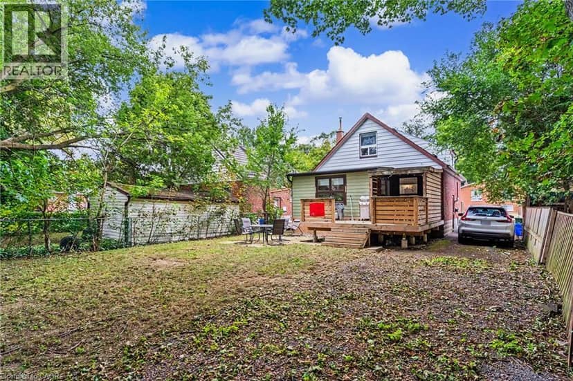 15 MAPES Avenue — photo 37 of 40