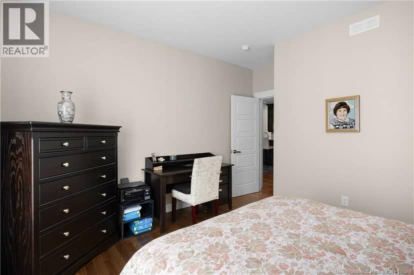 36 Auberry Street — photo 20 of 40