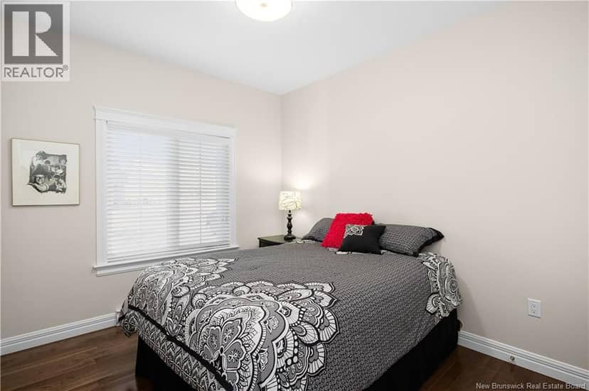 36 Auberry Street — photo 24 of 40