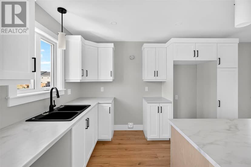 88 Trenton Drive — photo 6 of 19