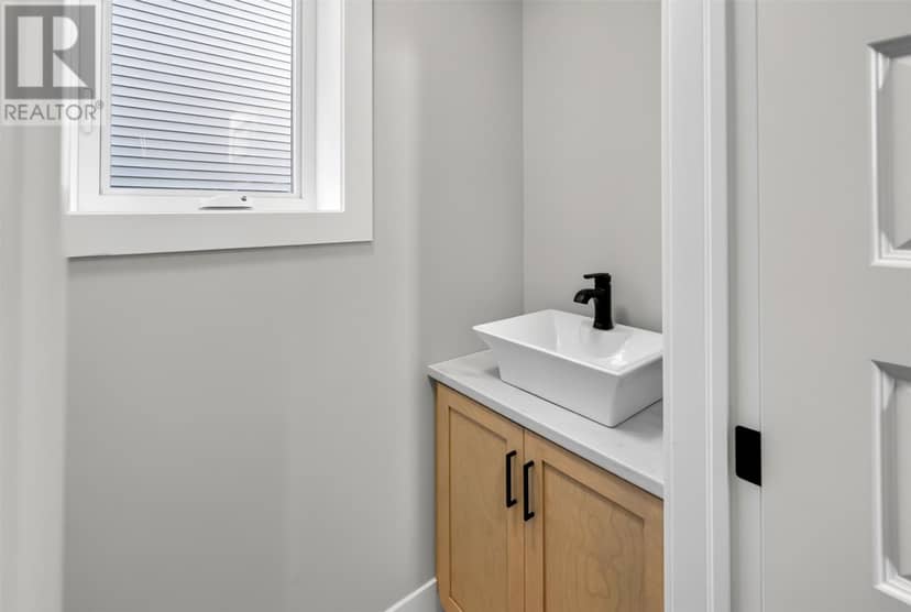 88 Trenton Drive — photo 15 of 19