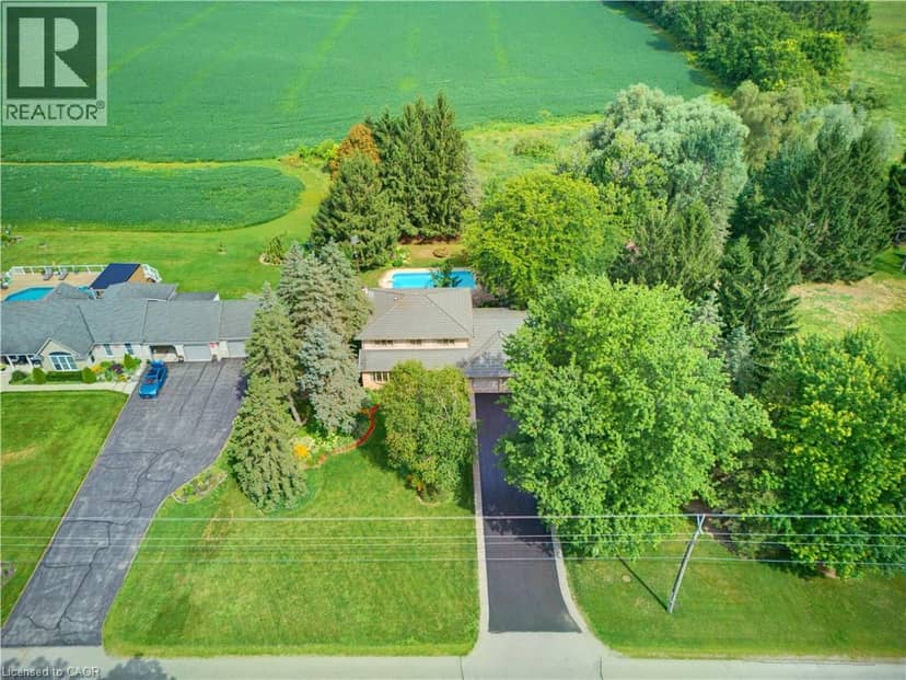 901 SAFARI Road, Millgrove, photo 2
