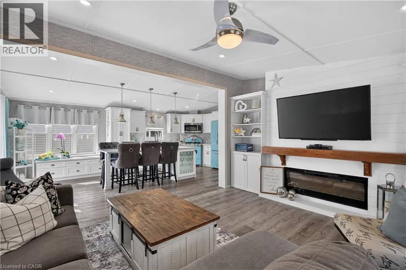 4449 MILBUROUGH Line Unit# 5 Oak Street — photo 17 of 37