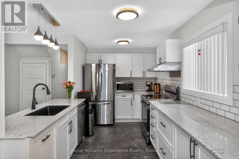 174 Seventh Street, Midland, photo 7