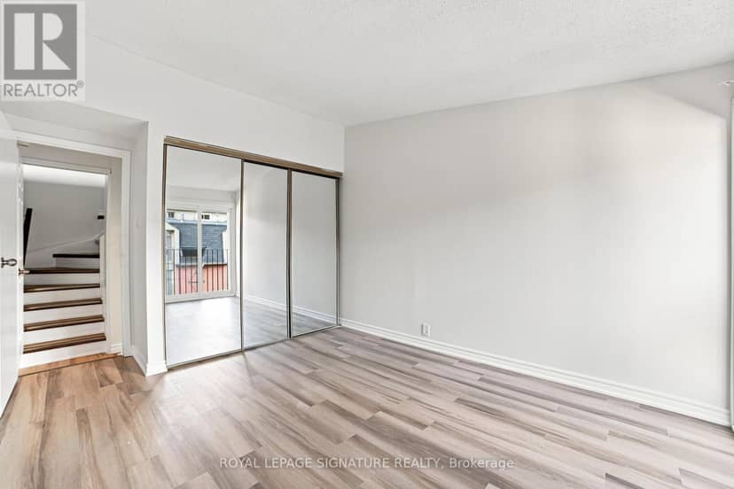 18 - 325 Jarvis Street — photo 9 of 12