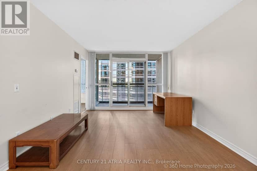 1115 - 18 Parkview Avenue — photo 23 of 30