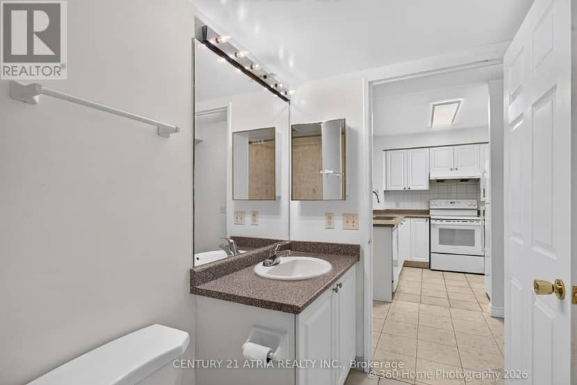 1115 - 18 Parkview Avenue — photo 9 of 30