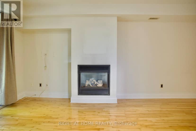 109 - 400 McLeod Street — photo 10 of 17