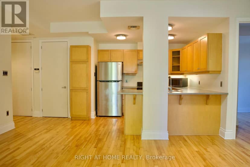 109 - 400 McLeod Street — photo 5 of 17