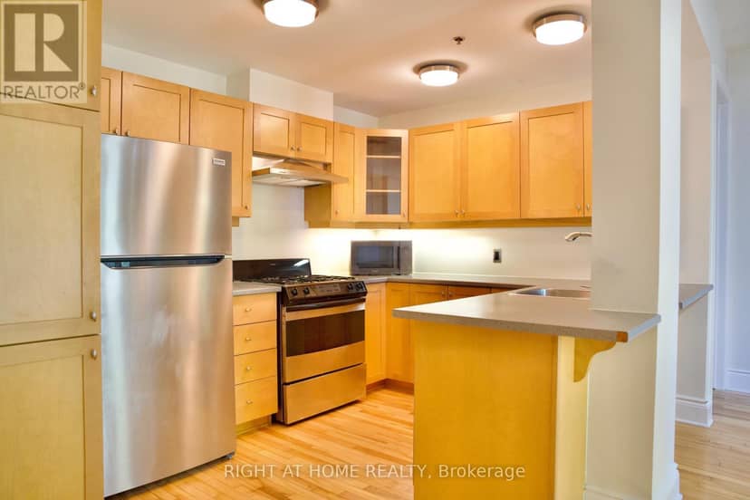 109 - 400 McLeod Street — photo 4 of 17