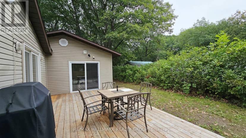 1153 Bayview Drive — photo 29 of 32