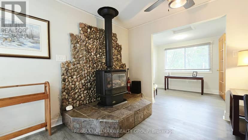 1153 Bayview Drive — photo 9 of 32