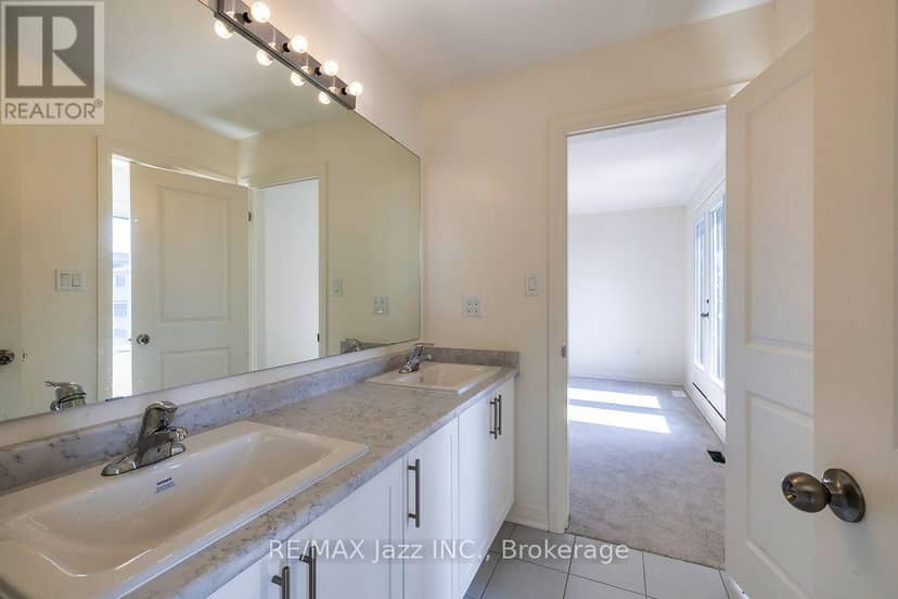 11 Yacht Drive — photo 38 of 40