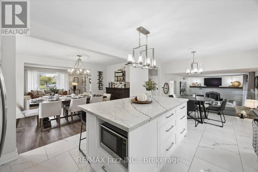 510 Fairglen Avenue — photo 14 of 40