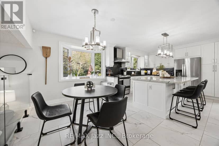 510 Fairglen Avenue — photo 17 of 40