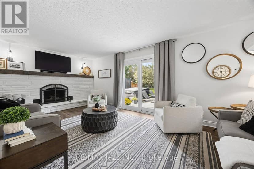 510 Fairglen Avenue — photo 19 of 40