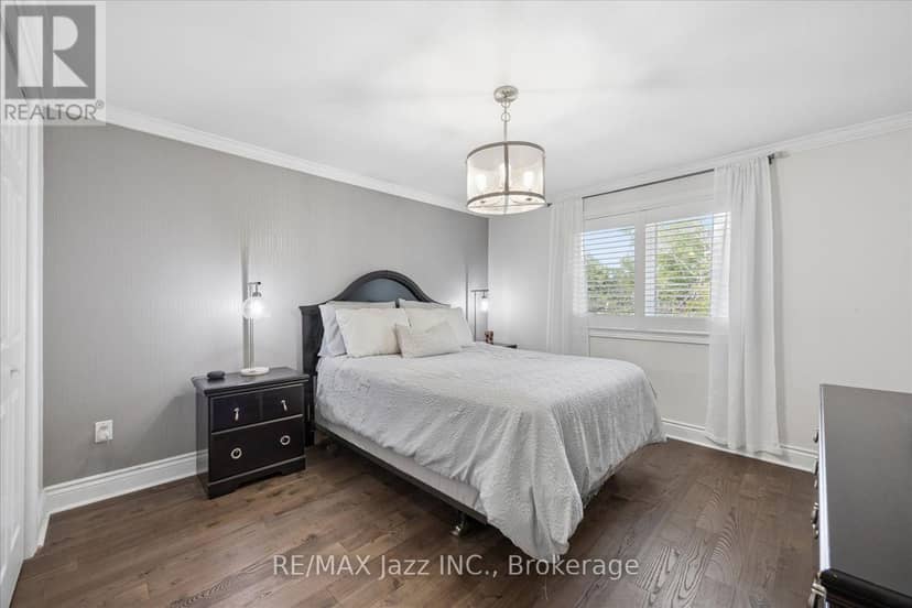 510 Fairglen Avenue — photo 29 of 40