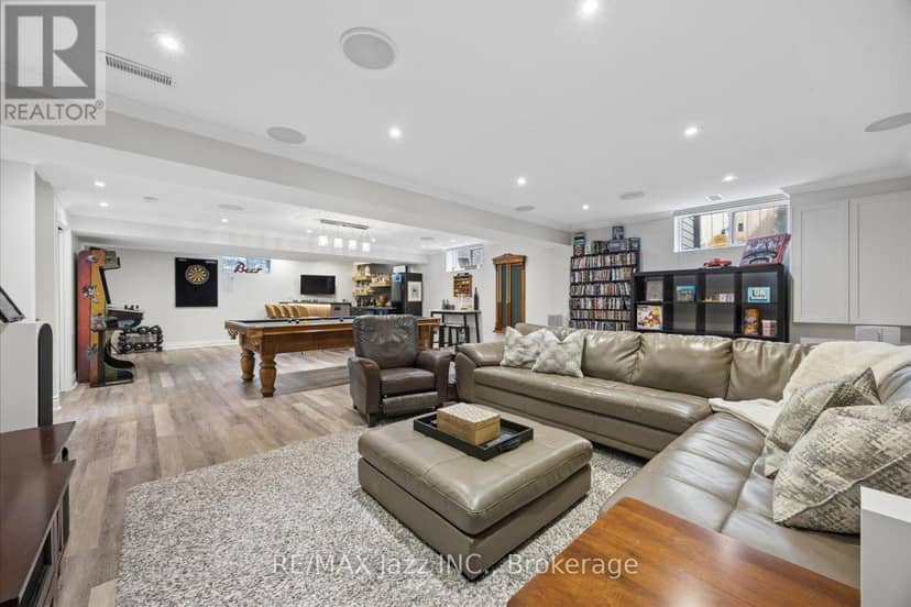 510 Fairglen Avenue — photo 38 of 40
