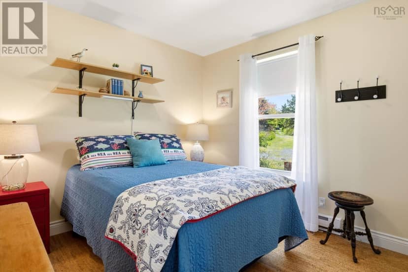 889 Blue Sea Road — photo 13 of 40