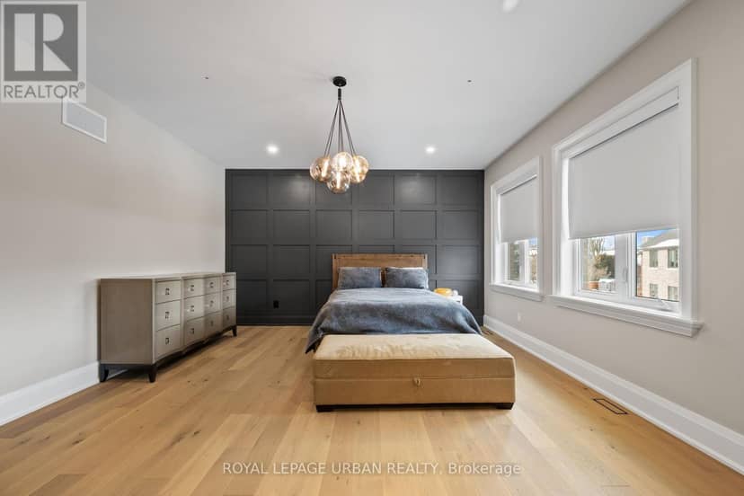 2540 St Clair Avenue E — photo 29 of 40