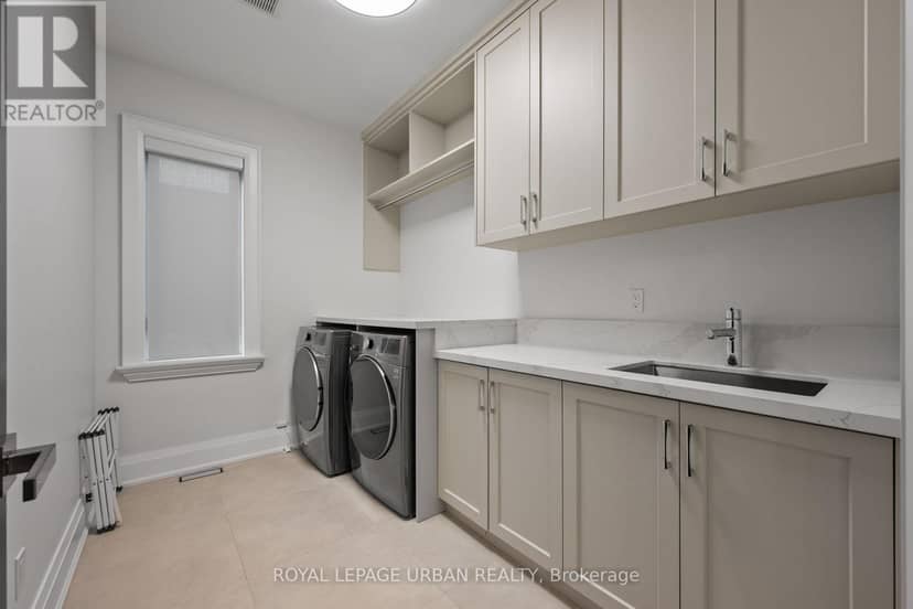 2540 St Clair Avenue E — photo 35 of 40