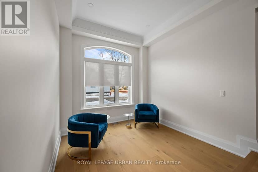 2540 St Clair Avenue E, Toronto, photo 7