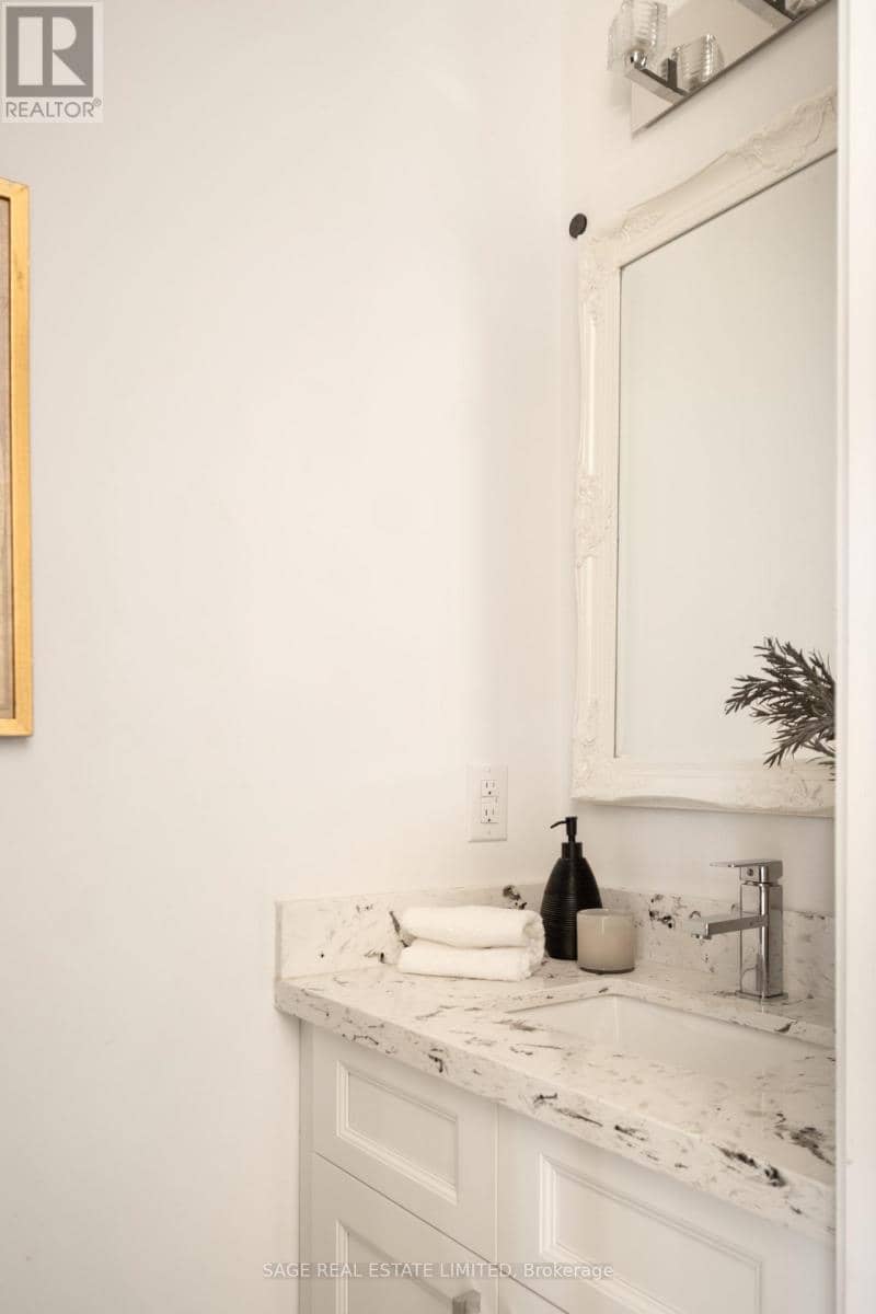 60 Rhydwen Avenue — photo 21 of 40