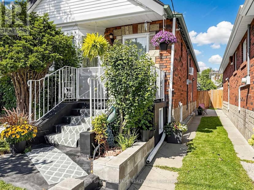 248 Westwood Avenue, Toronto, photo 3