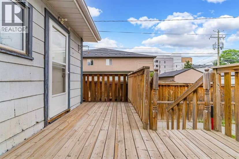 235 20 Avenue NE — photo 16 of 33