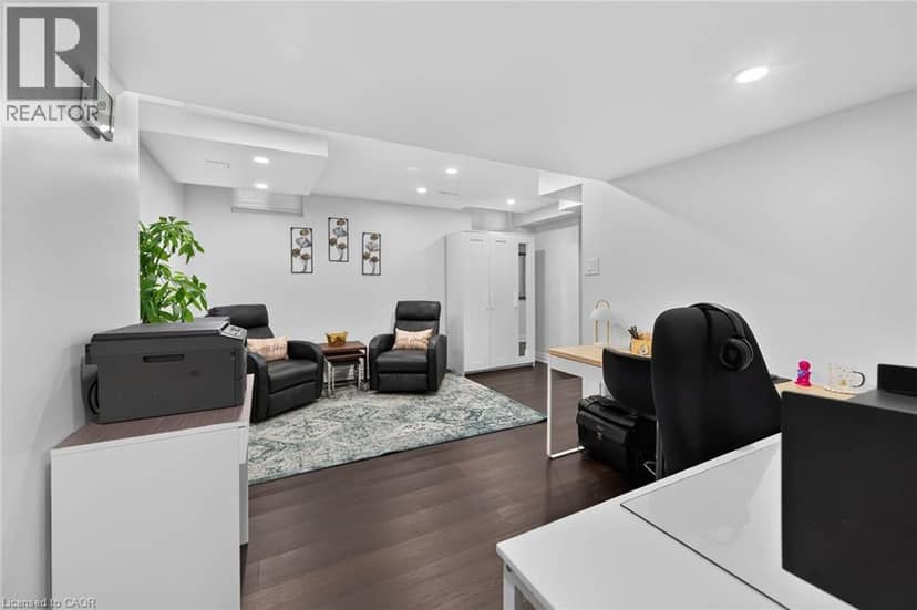 119 GOWLAND Drive — photo 38 of 40