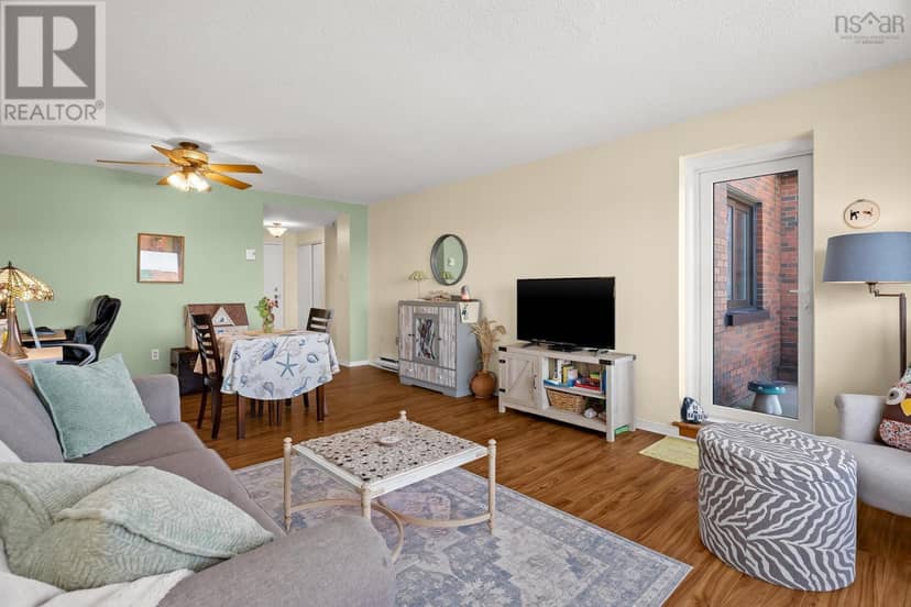 504 61 Nelsons Landing Boulevard, Bedford, photo 8