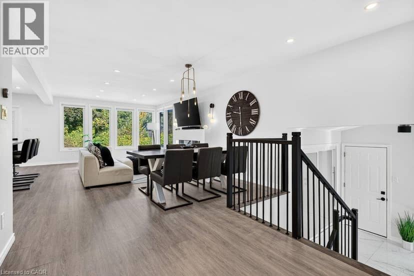 3 REGATTA Drive, St. Catharines, photo 2