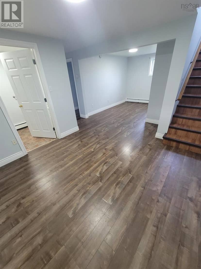 45 Railroad Street — photo 12 of 28