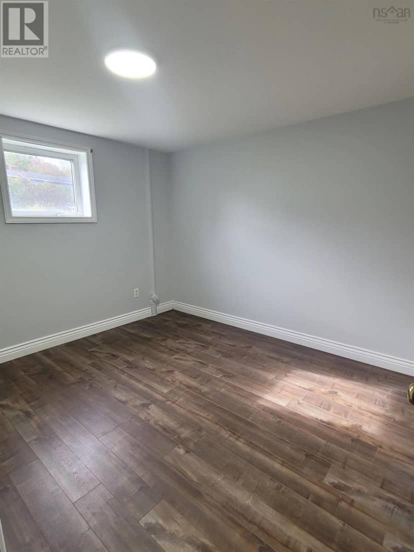 45 Railroad Street — photo 16 of 28