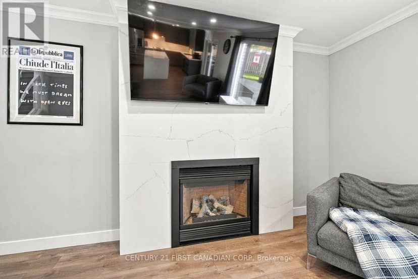 334 Plane Tree Drive — photo 15 of 40