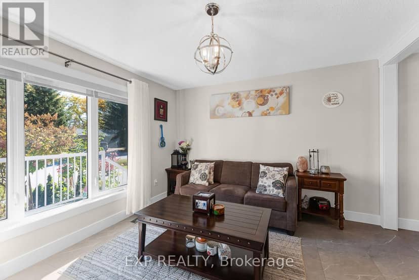 4 Burbank Circle, Adjala-Tosorontio, photo 7